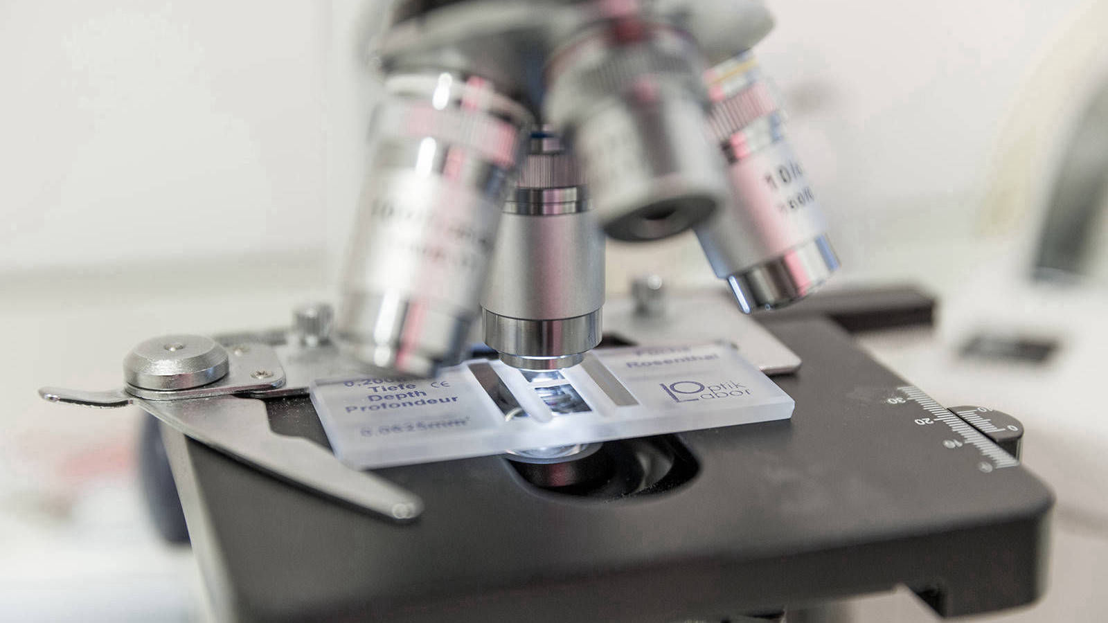 Mikroskop im Nahbereich